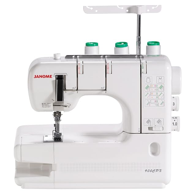 Recouvreuse Janome CoverPro 900CPX, vue de trois quarts avant